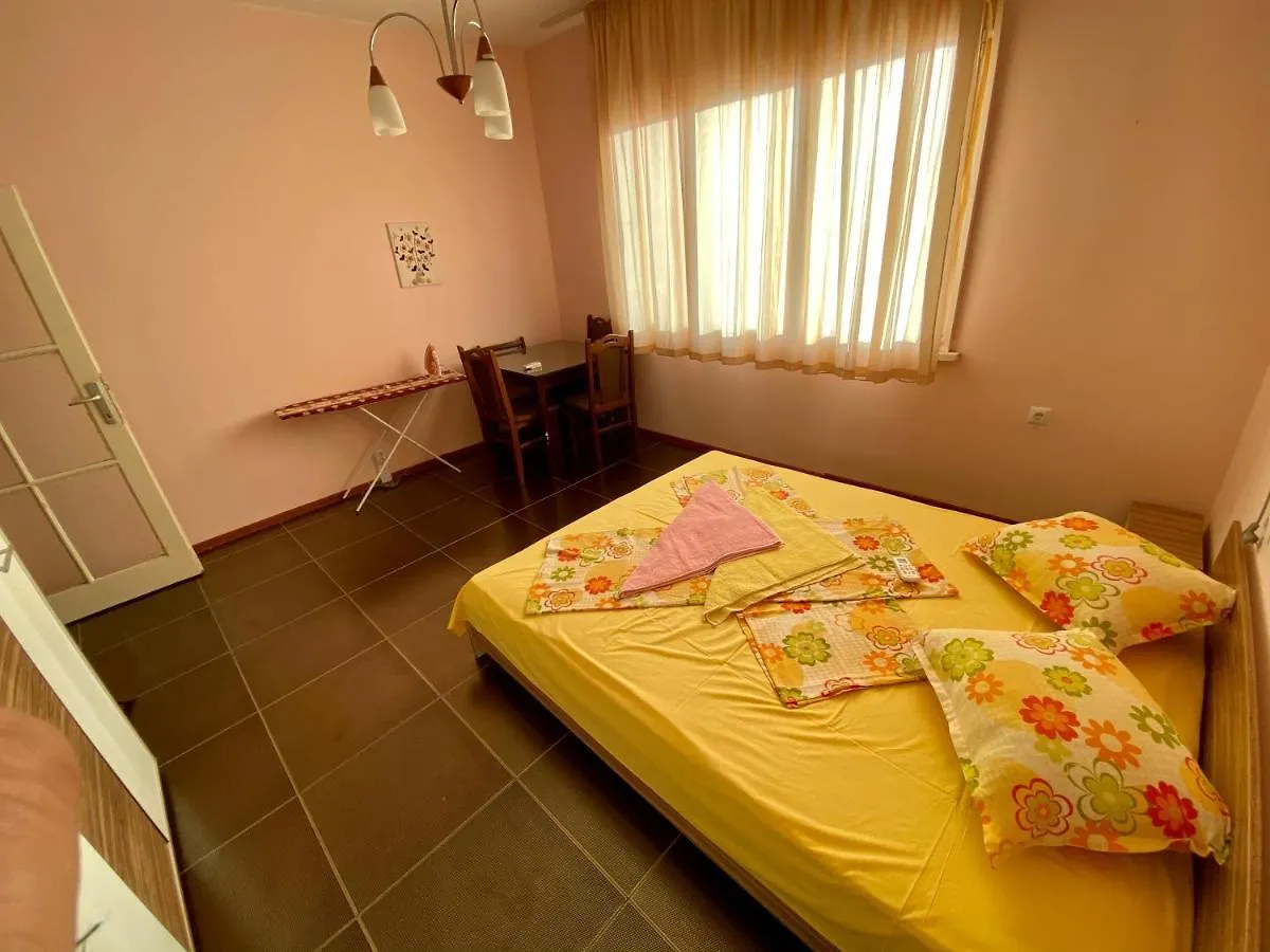 Apartment Asen Zlatarov Μπουργκάς 0*,  Βουλγαρία