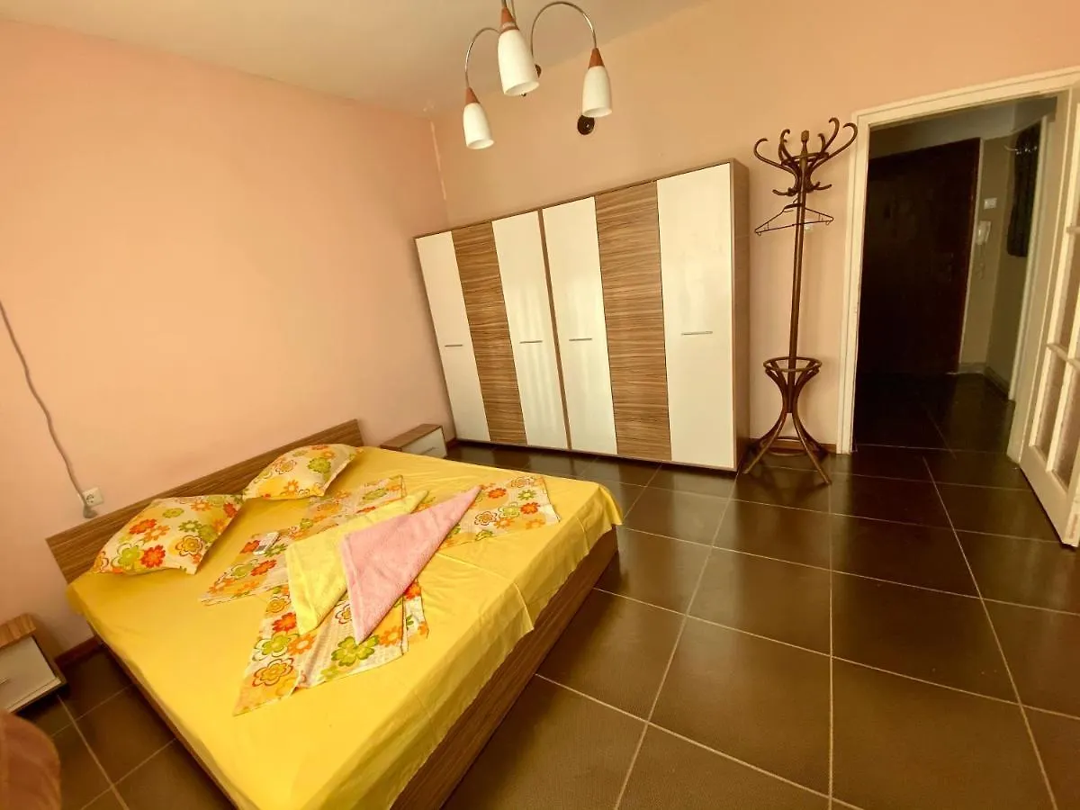 Apartment Asen Zlatarov Μπουργκάς 0*,  Βουλγαρία
